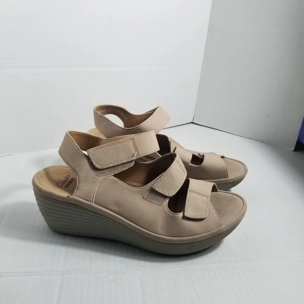 CLARKS COLLECTION SOFT CUSHION WEDGE SHOES SIZE 9